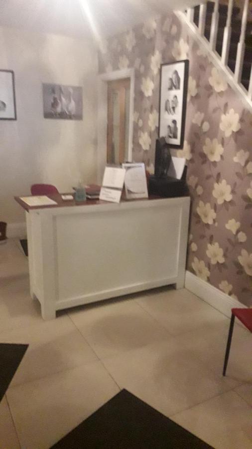 نيوبريدج The Curragh Country House Accommodation المظهر الخارجي الصورة