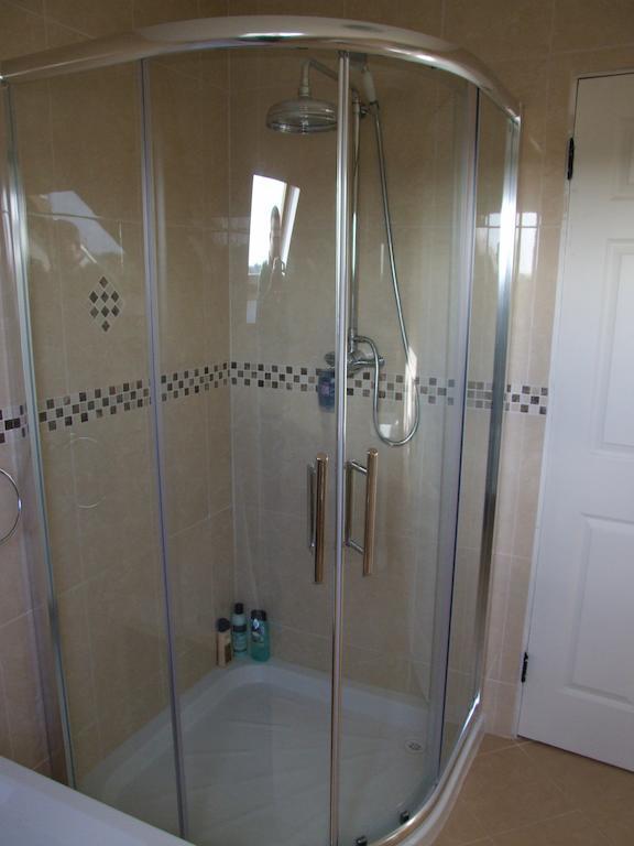 نيوبريدج The Curragh Country House Accommodation الغرفة الصورة